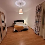 Sea Apartment *